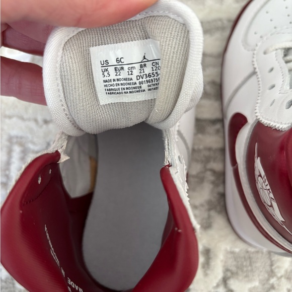 New Toddler Nike Baby Jordan 85 Sneakers - Picture 5 of 5